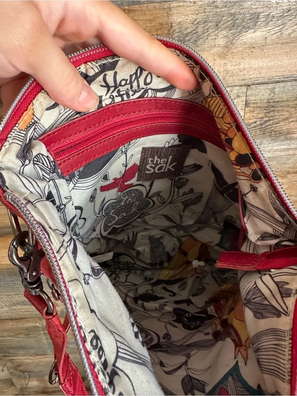 The Sak soft red